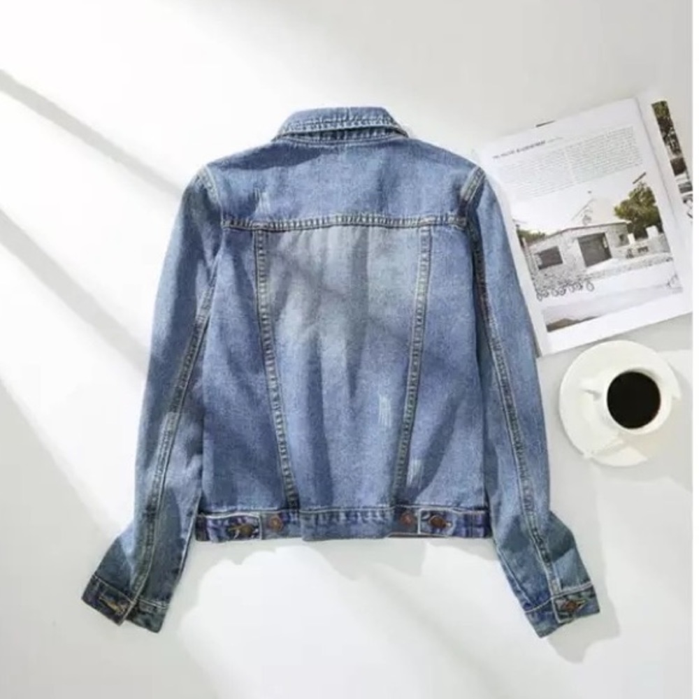 Jean jacket - Picture 2 of 8